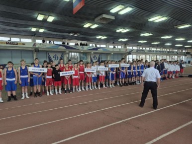 Отличные новости с ринга!. Воспитанники Меловской спортивной школы успешно выступили на Первенстве Луганской Народной Республики по боксу 2026 года! Наши спортсмены боролись за победу среди девушек и юношей 13-14 лет и 15-16...