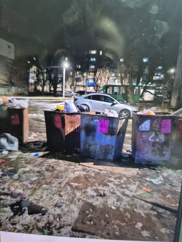В Луганске задержали двух человек за рекламу наркомагазина В Луганске задержали двух человек за рекламу наркомагазина