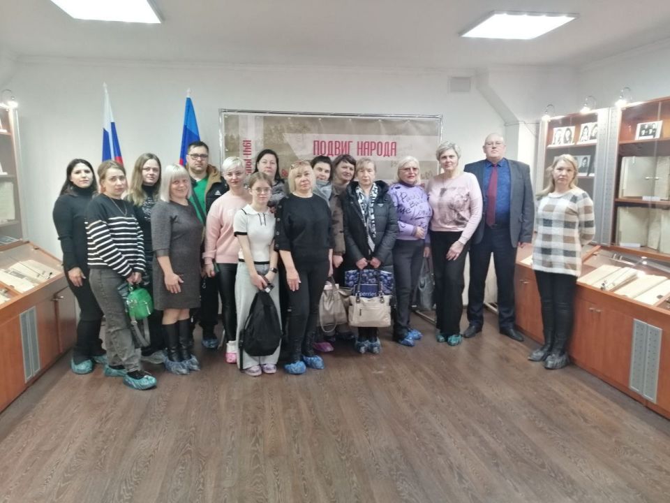 Члены профсоюза первичной профсоюзной организации ГБУЗ «Луганская республиканская клиническая психоневрологическая больница» ЛНР посетили документальную выставку «Подвиг народа в тылу врага», организованную ГКУ «Госархив... Члены профсоюза первичной профсоюзной организации ГБУЗ «Луганская республиканская клиническая психоневрологическая больница» ЛНР посетили документальную выставку «Подвиг народа в тылу врага», организованную ГКУ «Госархив...