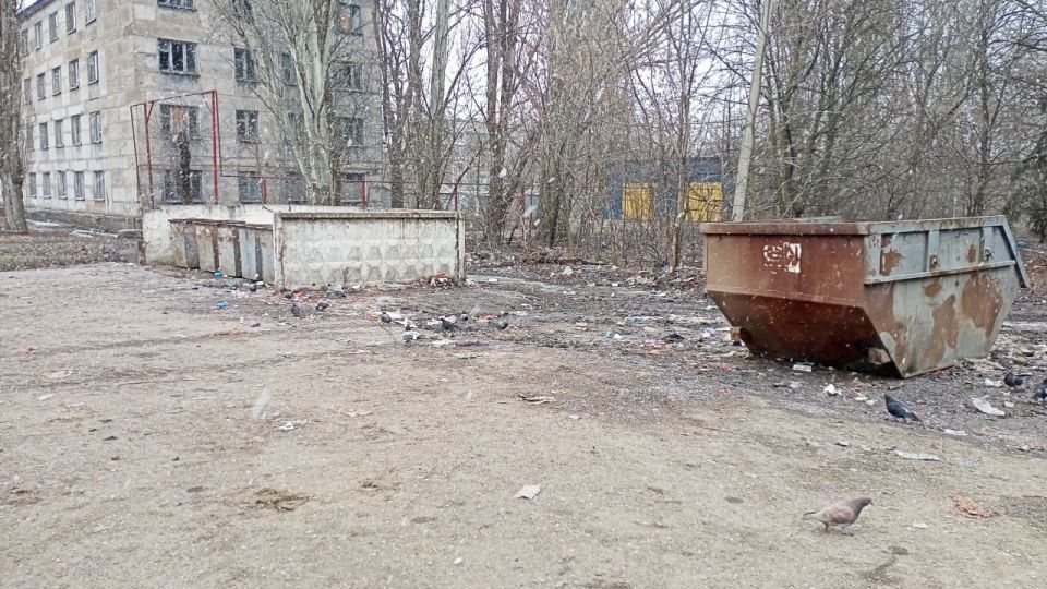 Вывоз мусора с территории городского округа продолжается Вывоз мусора с территории городского округа продолжается