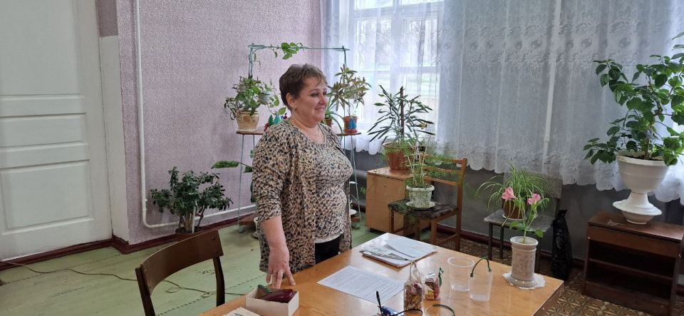 Третьего марта в актовом зале ГБУ ЛНР «ККЦСОН» для слушателей Университета третьего возраста был проведен мастер – класс по изготовлению корзин из подручных материалов, который провела Народный мастер Луганщины и сотрудник... Третьего марта в актовом зале ГБУ ЛНР «ККЦСОН» для слушателей Университета третьего возраста был проведен мастер – класс по изготовлению корзин из подручных материалов, который провела Народный мастер Луганщины и сотрудник...