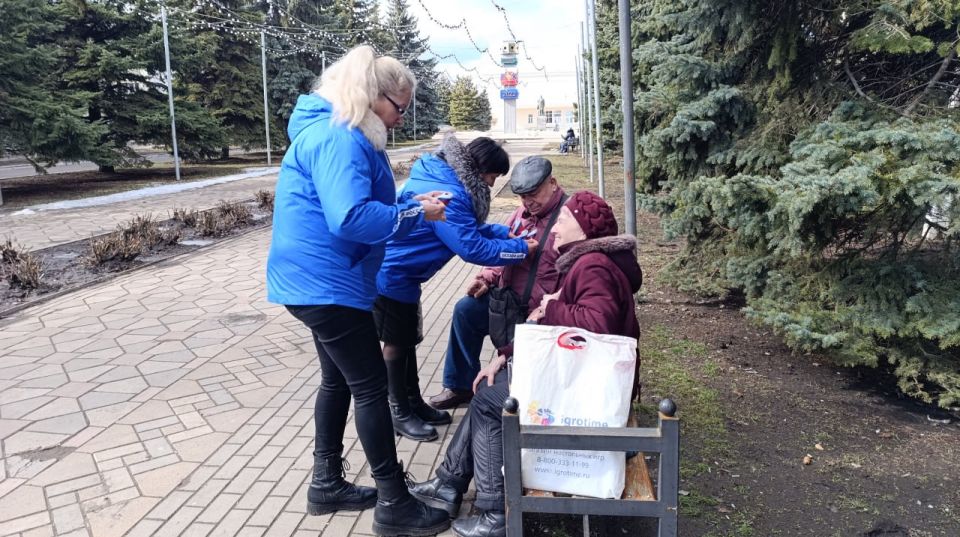 В городе Первомайске состоялась, ставшая уже традиционной, патриотическая акция под названием «Русская весна – начало пути домой» В городе Первомайске состоялась, ставшая уже традиционной, патриотическая акция под названием «Русская весна – начало пути домой»