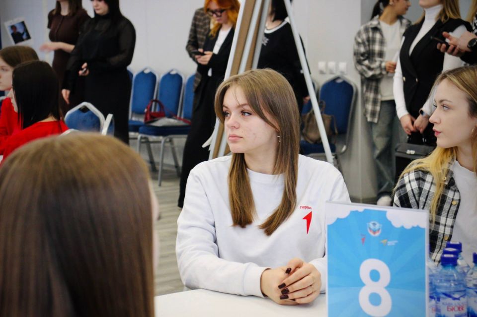 Только вместе мы можем создать светлое будущее! Только вместе мы можем создать светлое будущее!