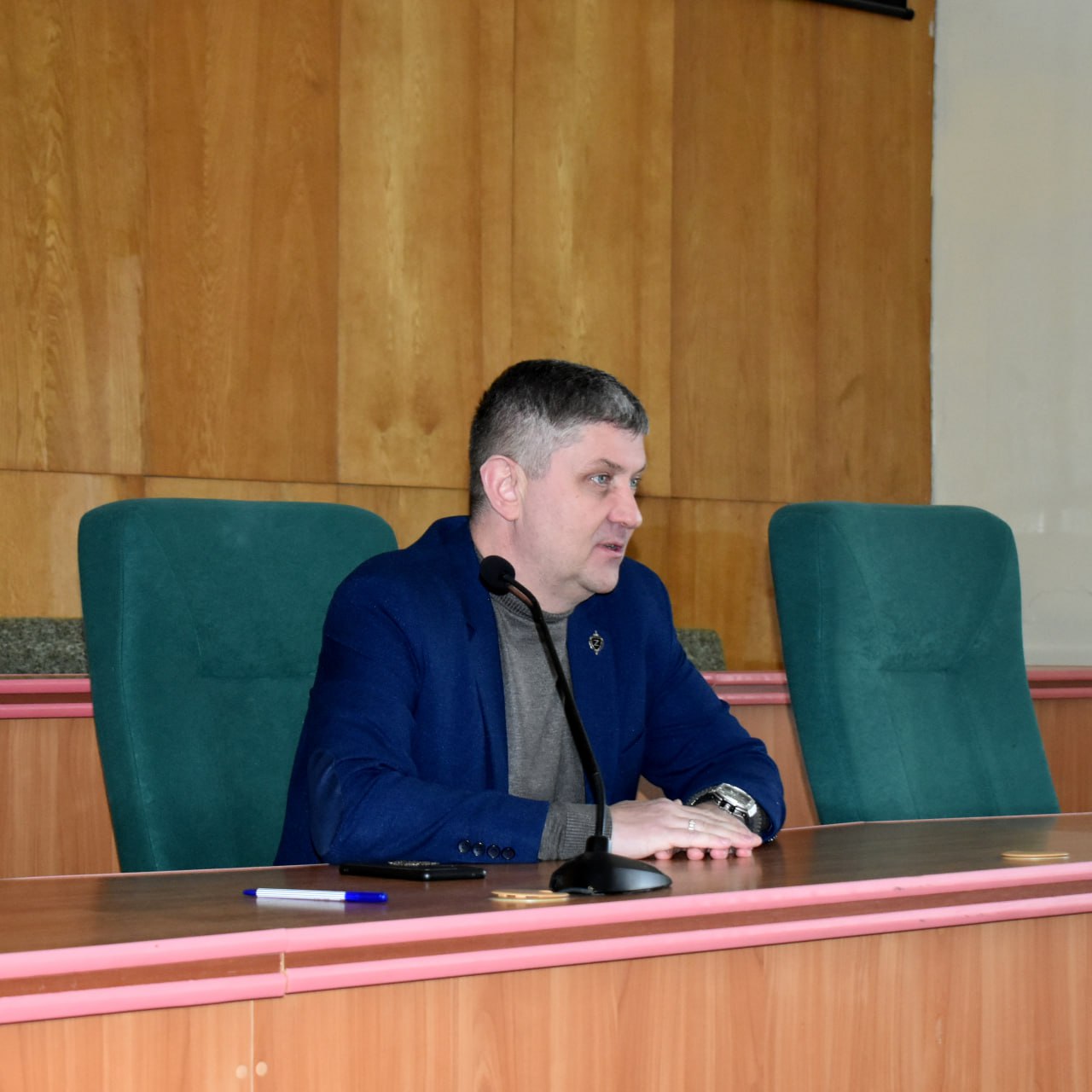 Владимир Чернев: Сегодня состоялась теплая и содержательная встреча с учащимися ГБОУ ЛНР «Старобельская средняя школа №1»