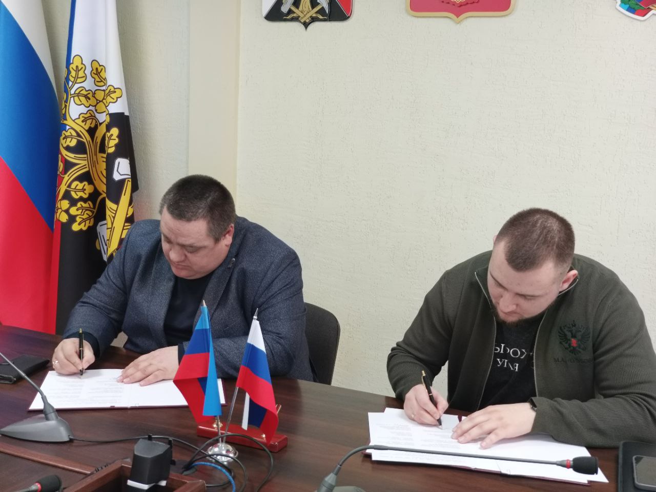 Новый импульс для молодежи Ровеньков: рабочее совещание в Администрации Новый импульс для молодежи Ровеньков: рабочее совещание в Администрации