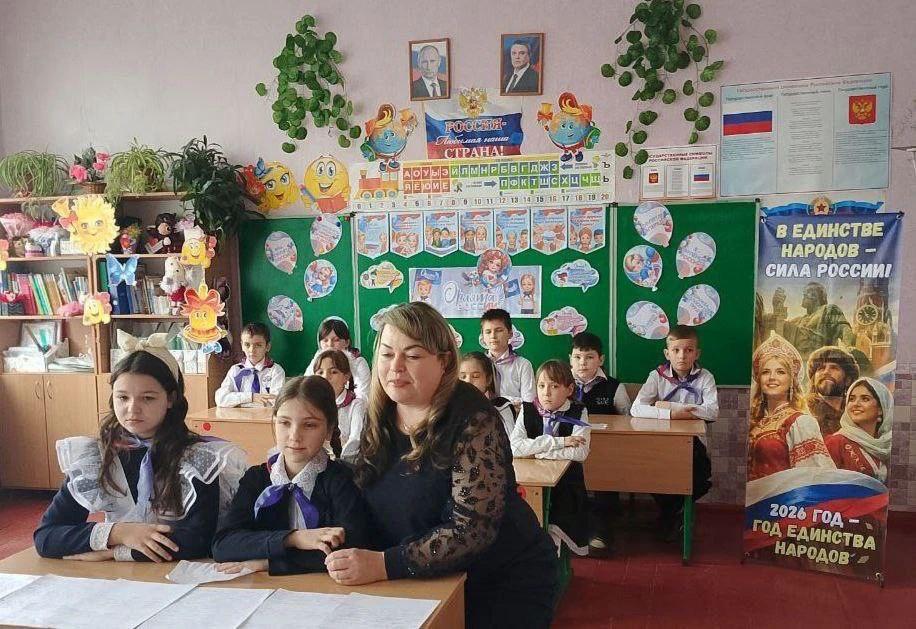 Илекский район региона-шефа провёл тематические телемосты для перевальских коллег Илекский район региона-шефа провёл тематические телемосты для перевальских коллег