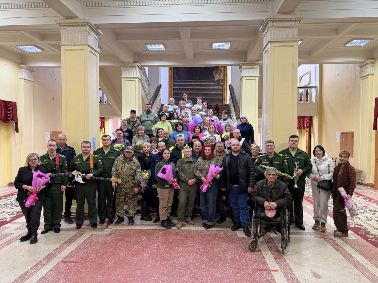 В Стаханов состоялась встреча ветеранов и семей Героев 6-го казачьего полка по инициативе АНО «Комитет воинов Отечества ЛНР» В Стаханов состоялась встреча ветеранов и семей Героев 6-го казачьего полка по инициативе АНО «Комитет воинов Отечества ЛНР»