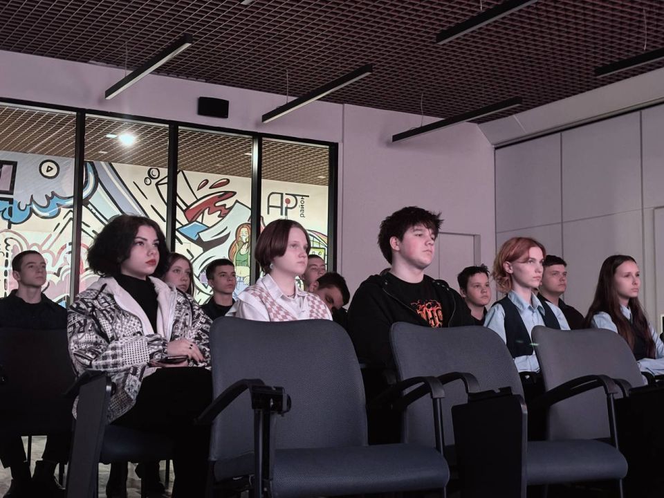 Первое занятие в рамках II сезона городского патриотического проекта «Хранители Наследия» — прошло успешно! Первое занятие в рамках II сезона городского патриотического проекта «Хранители Наследия» — прошло успешно!