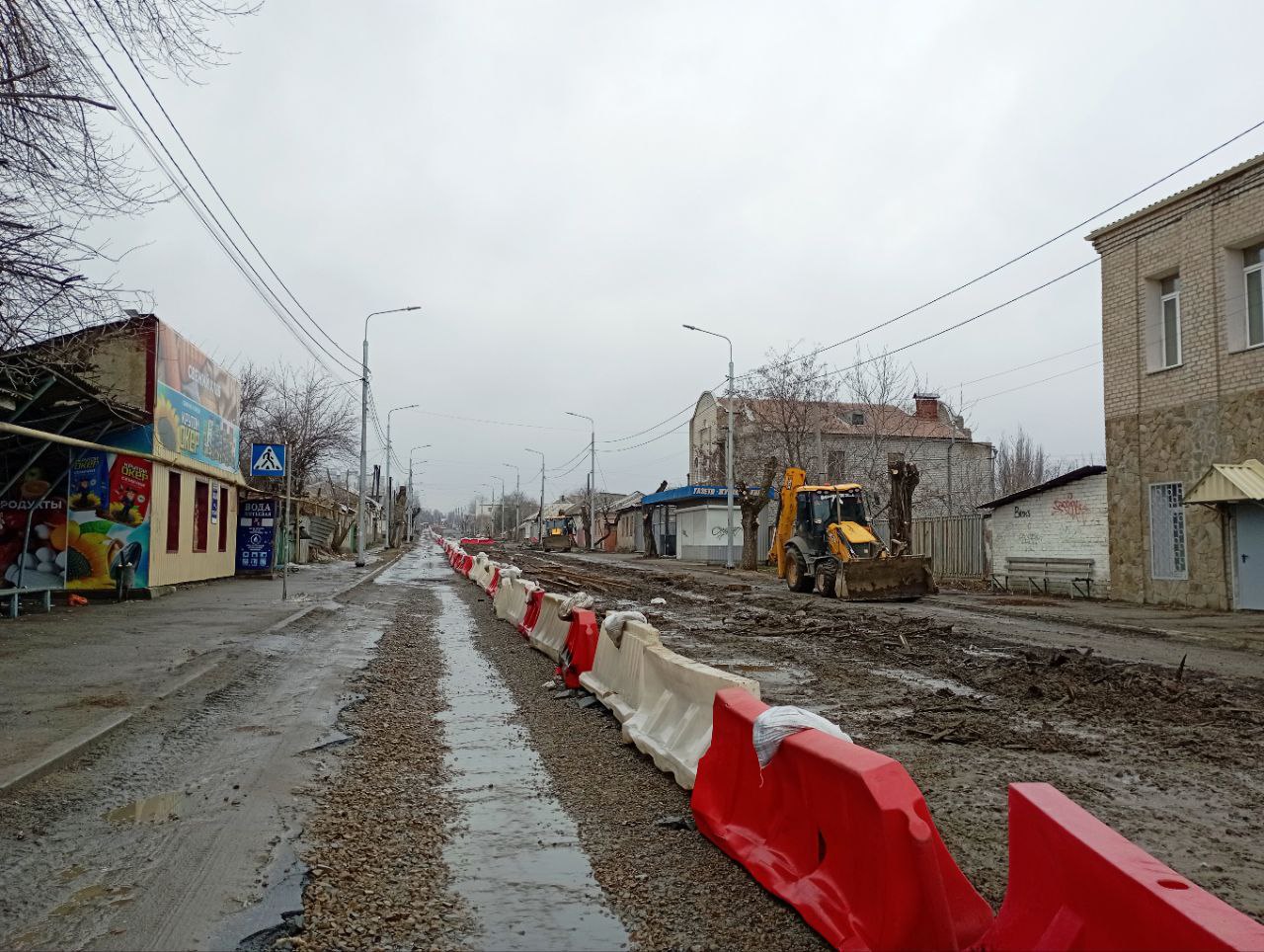 В Луганске демонтируют трамвайные пути и готовят новую дорогу по улице Фрунзе