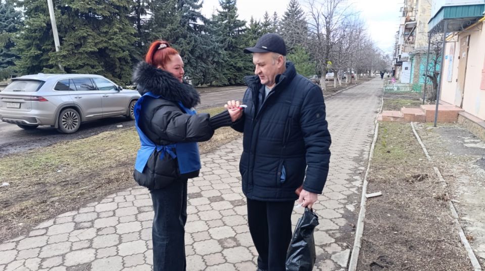 В городе Первомайске состоялась, ставшая уже традиционной, патриотическая акция под названием «Русская весна – начало пути домой» В городе Первомайске состоялась, ставшая уже традиционной, патриотическая акция под названием «Русская весна – начало пути домой»