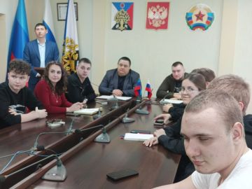 Новый импульс для молодежи Ровеньков: рабочее совещание в Администрации