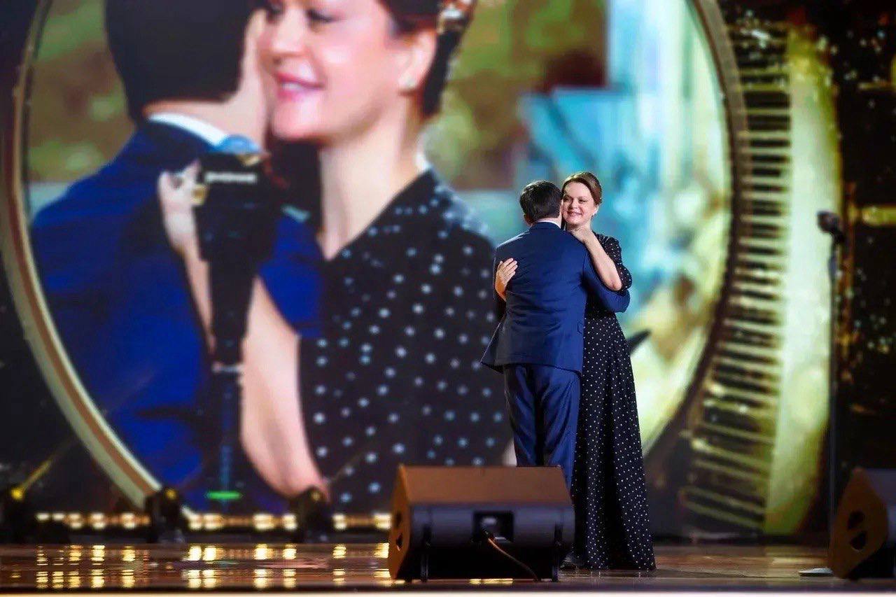 Анна Цивилева: Наградила лауреатов премии Российского общества «Знание» в номинации «За вклад в сохранение памяти о подвигах защитников Отечества» Анна Цивилева: Наградила лауреатов премии Российского общества «Знание» в номинации «За вклад в сохранение памяти о подвигах защитников Отечества»