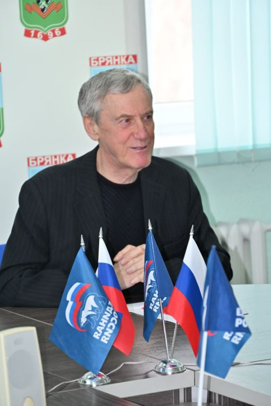 Настоятель Свято-Николаевского храма протоиерей Сергий Дубовой напомнил о тяжелейших месяцах 2014 года, когда город более 40 дней оставался без воды, а националистические батальоны вели обстрелы жилых кварталов Настоятель Свято-Николаевского храма протоиерей Сергий Дубовой напомнил о тяжелейших месяцах 2014 года, когда город более 40 дней оставался без воды, а националистические батальоны вели обстрелы жилых кварталов