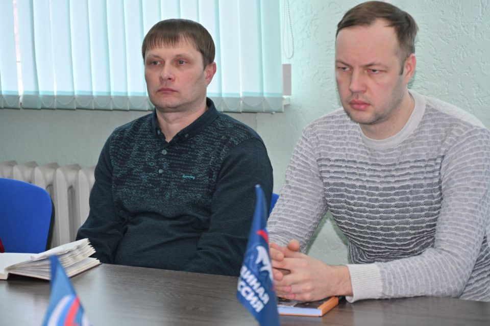 Настоятель Свято-Николаевского храма протоиерей Сергий Дубовой напомнил о тяжелейших месяцах 2014 года, когда город более 40 дней оставался без воды, а националистические батальоны вели обстрелы жилых кварталов Настоятель Свято-Николаевского храма протоиерей Сергий Дубовой напомнил о тяжелейших месяцах 2014 года, когда город более 40 дней оставался без воды, а националистические батальоны вели обстрелы жилых кварталов