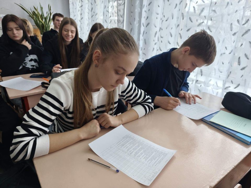 Для школьников провели профилактическое занятие о здоровом образе жизни Для школьников провели профилактическое занятие о здоровом образе жизни