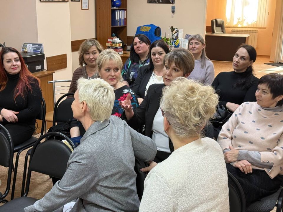 Сильная женщина Великой России: встречи, эмоции, опыт Сильная женщина Великой России: встречи, эмоции, опыт