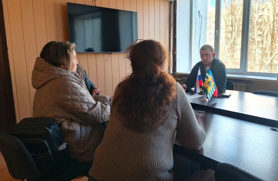Врип главы Евгений Шаталин провёл плановый приём граждан Врип главы Евгений Шаталин провёл плановый приём граждан