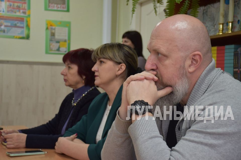 В Ровеньках для школьников прошел «Цифровой ликбез» В Ровеньках для школьников прошел «Цифровой ликбез»