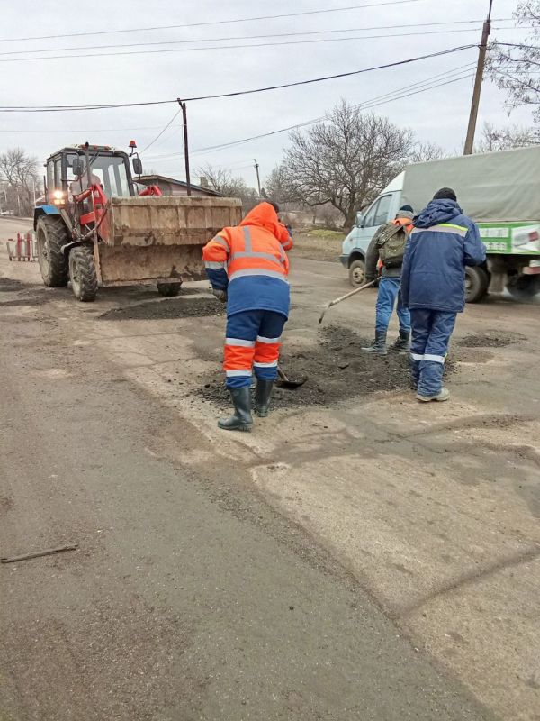 С наступлением благоприятных погодных условий работники дорожной службы активизировали свою деятельность С наступлением благоприятных погодных условий работники дорожной службы активизировали свою деятельность