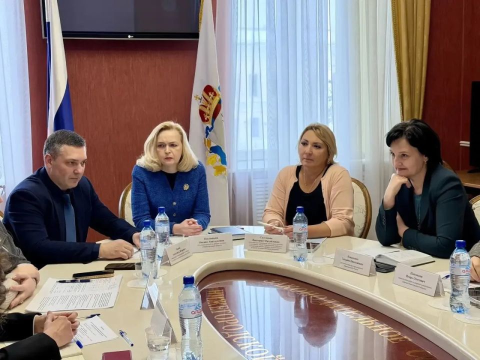 Татьяна Москалькова: Сотрудники моего аппарата совместно с делегацией Агентства ООН по делам беженцев и нижегородским омбудсменом Оксаной Кислицыной посетили пункты временного размещения в Нижегородской области, где... Татьяна Москалькова: Сотрудники моего аппарата совместно с делегацией Агентства ООН по делам беженцев и нижегородским омбудсменом Оксаной Кислицыной посетили пункты временного размещения в Нижегородской области, где...
