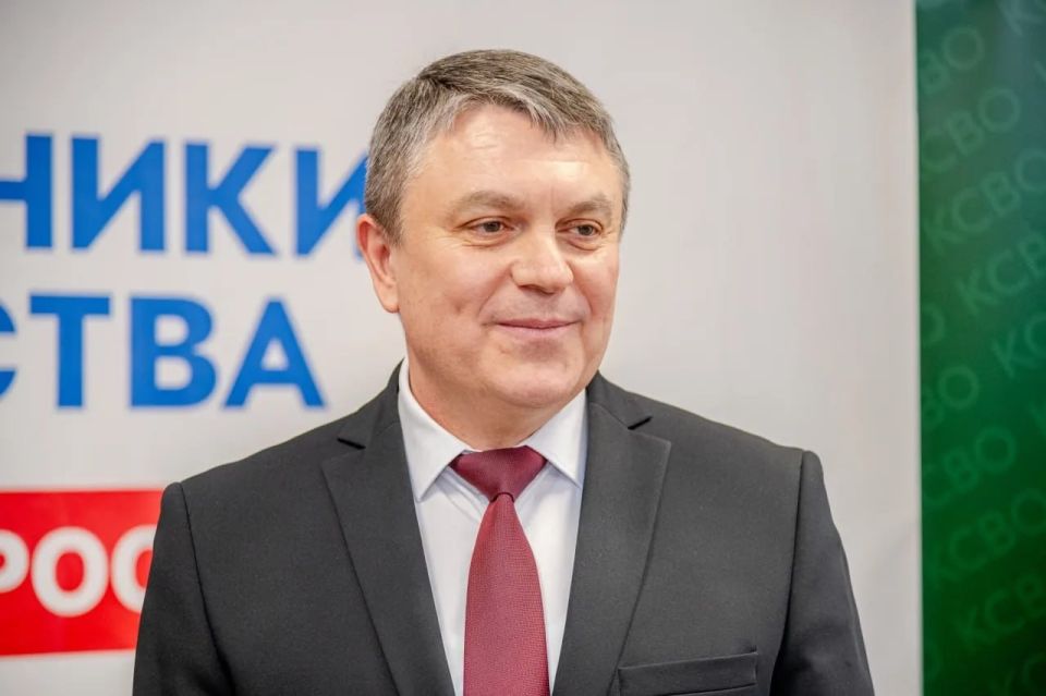 Леонид Пасечник: «Встретился с представительницами регионального штаба Комитета семей воинов Отечества» Леонид Пасечник: «Встретился с представительницами регионального штаба Комитета семей воинов Отечества»