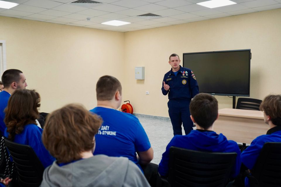Лекция про действия во время чрезвычайных ситуаций для активистов МГЕР Лекция про действия во время чрезвычайных ситуаций для активистов МГЕР