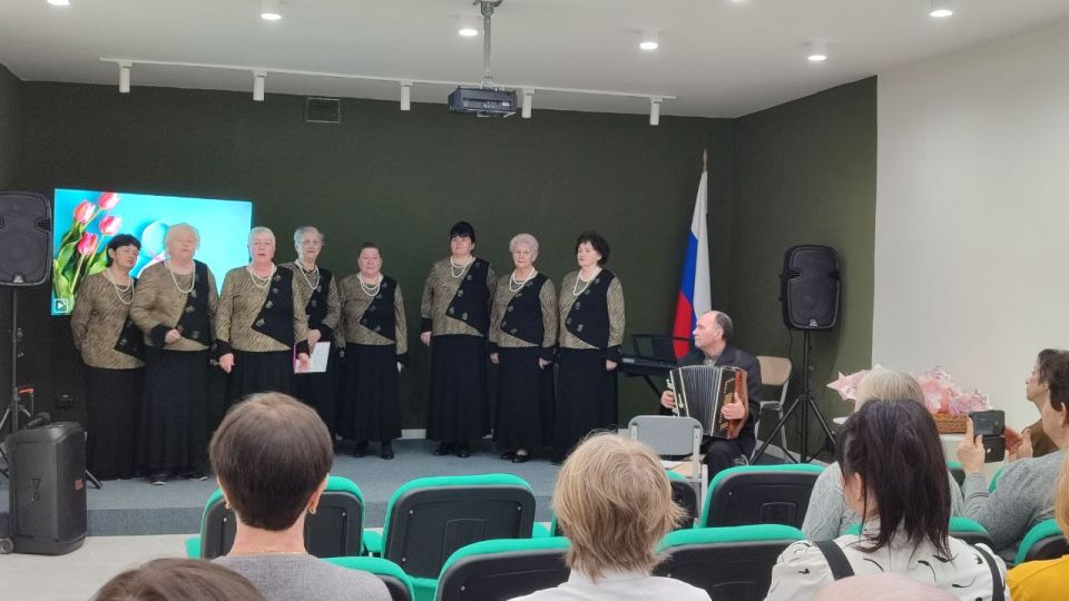 5 марта в Перевальской модельной библиотеке «Библиопортал» состоялся замечательный литературный вечер «Мелодия весны», посвященный Международному женскому дню 8 Марта 5 марта в Перевальской модельной библиотеке «Библиопортал» состоялся замечательный литературный вечер «Мелодия весны», посвященный Международному женскому дню 8 Марта