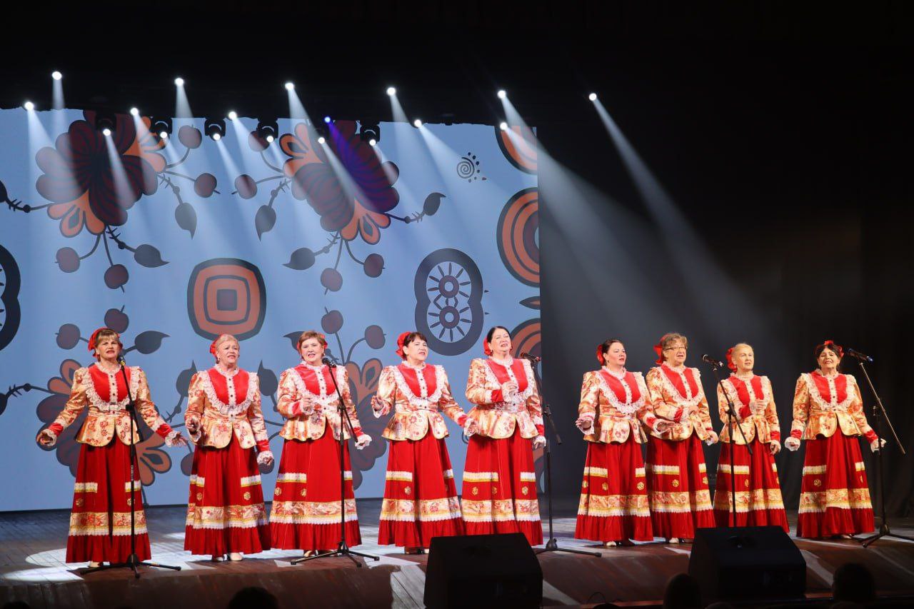 В Северодонецке состоялось торжественное мероприятие к Международному женскому дню В Северодонецке состоялось торжественное мероприятие к Международному женскому дню