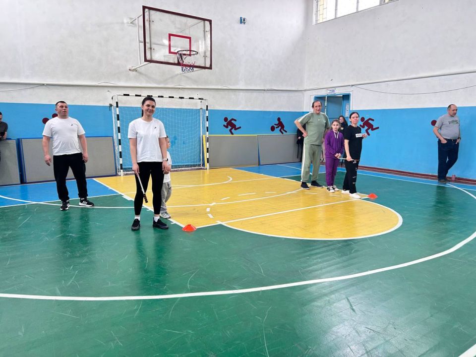 Самое ценное у человека – это жизнь, самое ценное в жизни – здоровье! Вырастить ребенка сильным, смелым и здоровым – это главное желание родителей. Самое ценное у человека – это жизнь, самое ценное в жизни – здоровье! Вырастить ребенка сильным, смелым и здоровым – это главное желание родителей.
