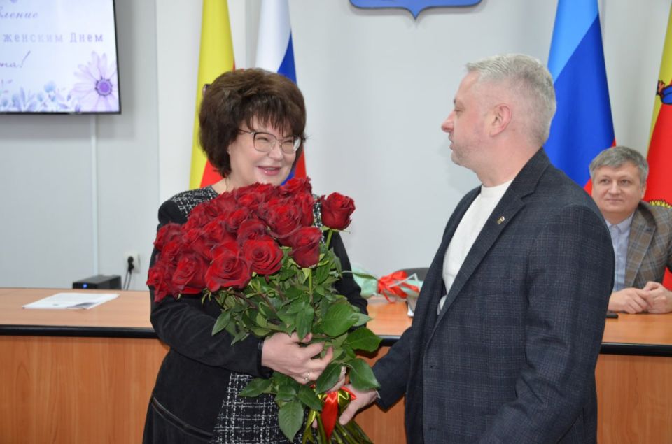 Марина Филиппова: Сегодня на расширенном заседании Совета Новоайдарского округа, в котором принял участие главный консультант отдела по взаимодействию с органами местного самоуправления управления внутренней политики и... Марина Филиппова: Сегодня на расширенном заседании Совета Новоайдарского округа, в котором принял участие главный консультант отдела по взаимодействию с органами местного самоуправления управления внутренней политики и...