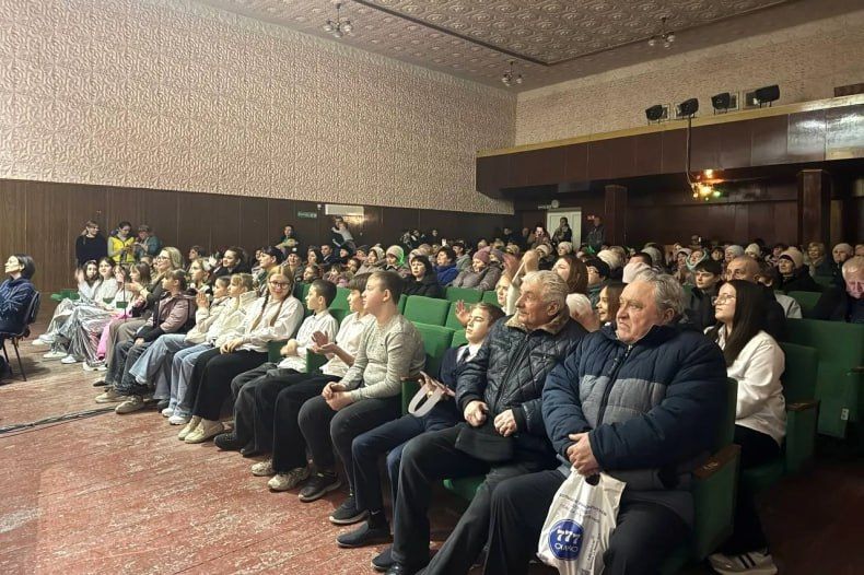 В пгт Бирюково прошел концерт, посвященный прекрасной половине человечества В пгт Бирюково прошел концерт, посвященный прекрасной половине человечества