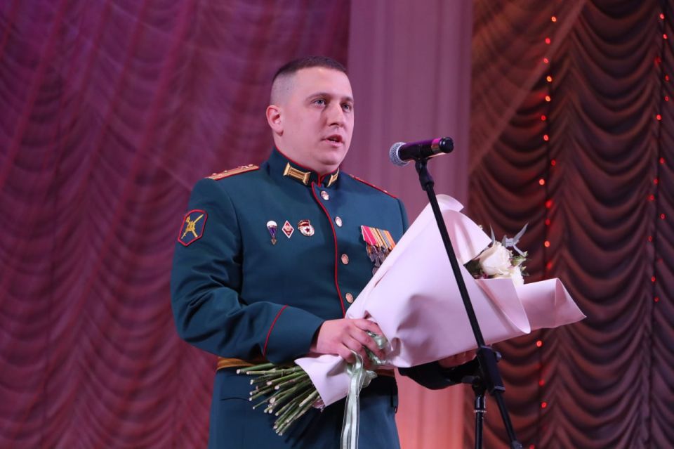 В Стаханове отметили Международный женский день В Стаханове отметили Международный женский день