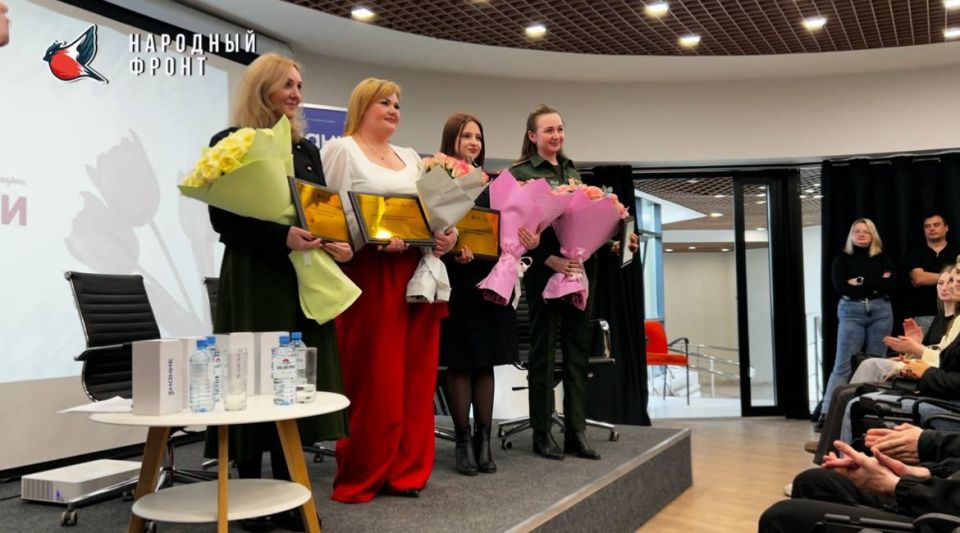 Молодёжка НФ на «Диалогах с героинями»! Молодёжка НФ на «Диалогах с героинями»!