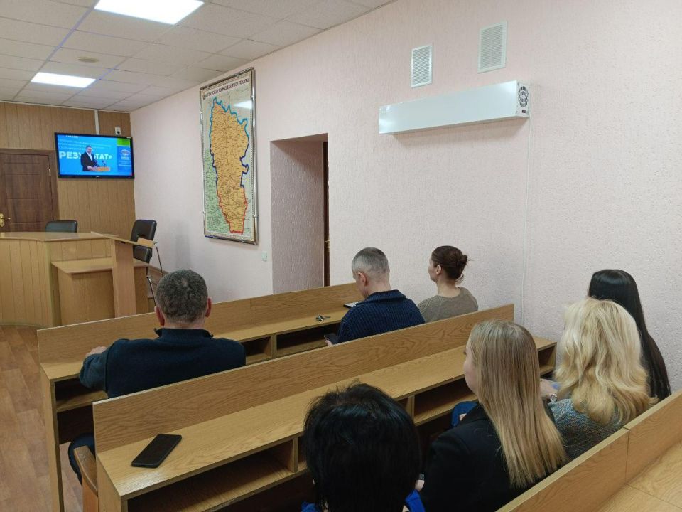 Андрей Рубанцов: В Ровеньках провели Общественные обсуждения итогов Регионального отчетного форума по реализации Народной программы Всероссийской политической партии «ЕДИНАЯ РОССИЯ» в Луганской Народной Республике «Есть... Андрей Рубанцов: В Ровеньках провели Общественные обсуждения итогов Регионального отчетного форума по реализации Народной программы Всероссийской политической партии «ЕДИНАЯ РОССИЯ» в Луганской Народной Республике «Есть...