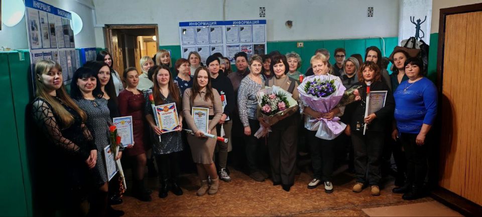 8 Марта в Ровеньковском КЦСОН: Весна, Женщина, Благодарность! 8 Марта в Ровеньковском КЦСОН: Весна, Женщина, Благодарность!