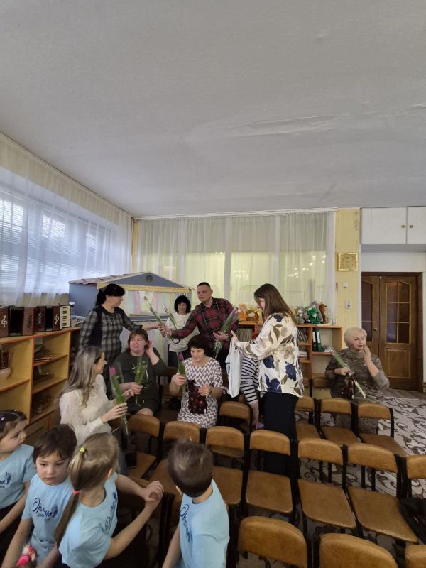 Галина Дуброва: Заглянули в гости к «Ладушкам» Галина Дуброва: Заглянули в гости к «Ладушкам»