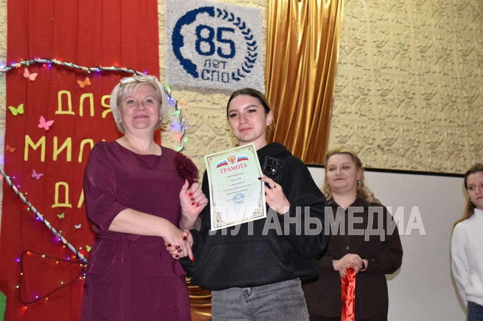 В Первомайском колледже подвели итоги конкурса плакатов и стенгазет к 8 марта В Первомайском колледже подвели итоги конкурса плакатов и стенгазет к 8 марта