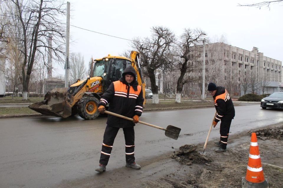Сергей Козенко: В Краснодонском муниципальном округе продолжаются работы по наведению чистоты и порядка на улично-дорожной сети после зимнего периода Сергей Козенко: В Краснодонском муниципальном округе продолжаются работы по наведению чистоты и порядка на улично-дорожной сети после зимнего периода