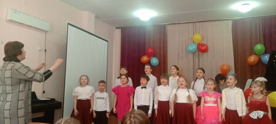 Андрей Рубанцов: Ровеньки поздравляют женщин с наступающим 8 Марта! Андрей Рубанцов: Ровеньки поздравляют женщин с наступающим 8 Марта!