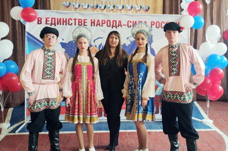 В Ленинской СШ прошло открытие Года единства народов России В Ленинской СШ прошло открытие Года единства народов России