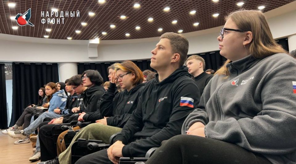 Молодёжка НФ на «Диалогах с героинями»! Молодёжка НФ на «Диалогах с героинями»!