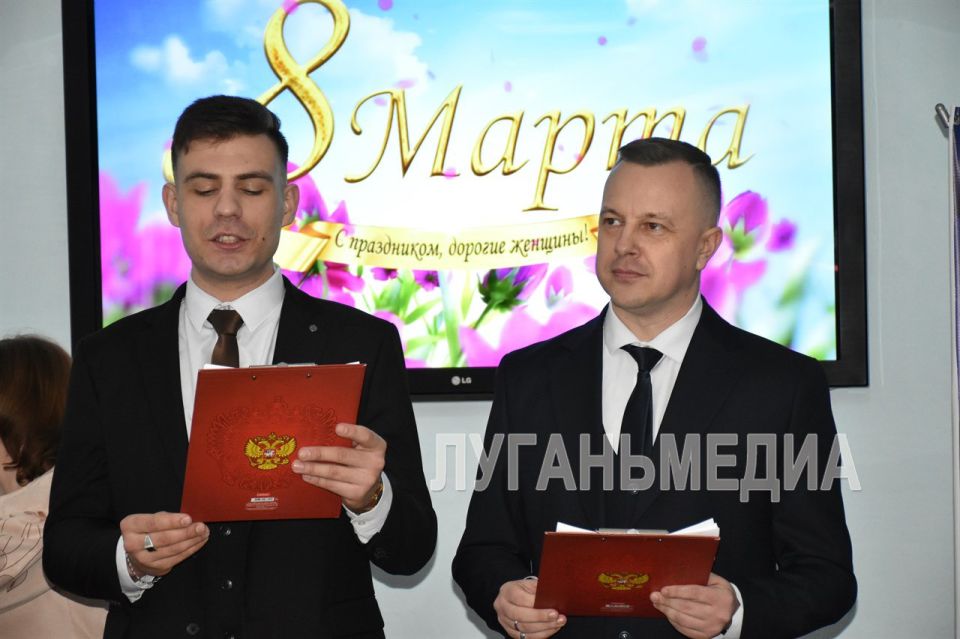 В Антраците наградили женщин, чей труд и пример вдохновляют В Антраците наградили женщин, чей труд и пример вдохновляют