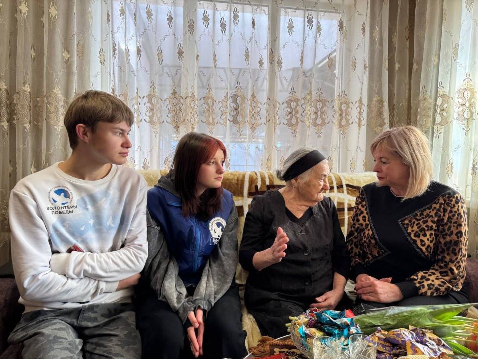 7 марта отмечает свой 100-летний юбилей труженица тыла Мария Амбарцумовна Казарова 7 марта отмечает свой 100-летний юбилей труженица тыла Мария Амбарцумовна Казарова