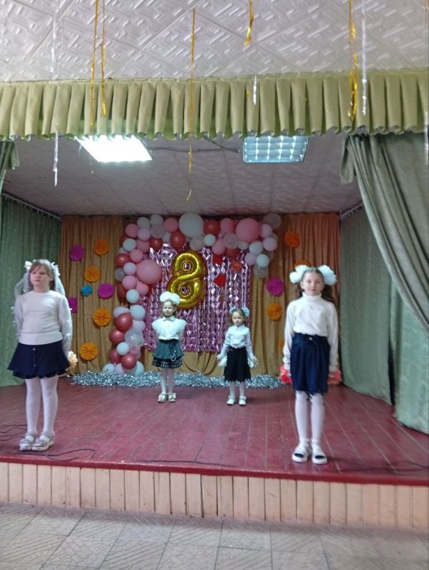 8 марта – Международный женский день, это время, когда прекрасная половина человечества принимает подарки и пожелания в свой адрес 8 марта – Международный женский день, это время, когда прекрасная половина человечества принимает подарки и пожелания в свой адрес