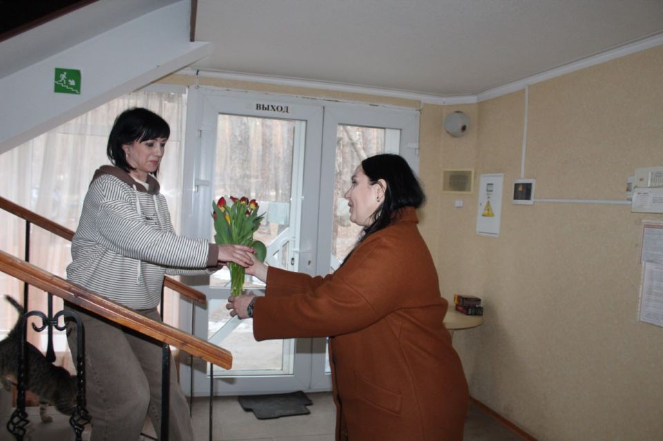 Юлия Кожухарь: В преддверии Международного женского дня — 8 Марта, вместе с коллегами посетили пункты временного размещения граждан, вынужденно покинувших свои дома Юлия Кожухарь: В преддверии Международного женского дня — 8 Марта, вместе с коллегами посетили пункты временного размещения граждан, вынужденно покинувших свои дома