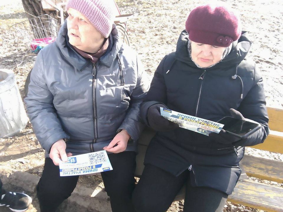Поздравления и тёплые пожелания: в Беловодске отметили 8 Марта вместе с ЛДПР Поздравления и тёплые пожелания: в Беловодске отметили 8 Марта вместе с ЛДПР