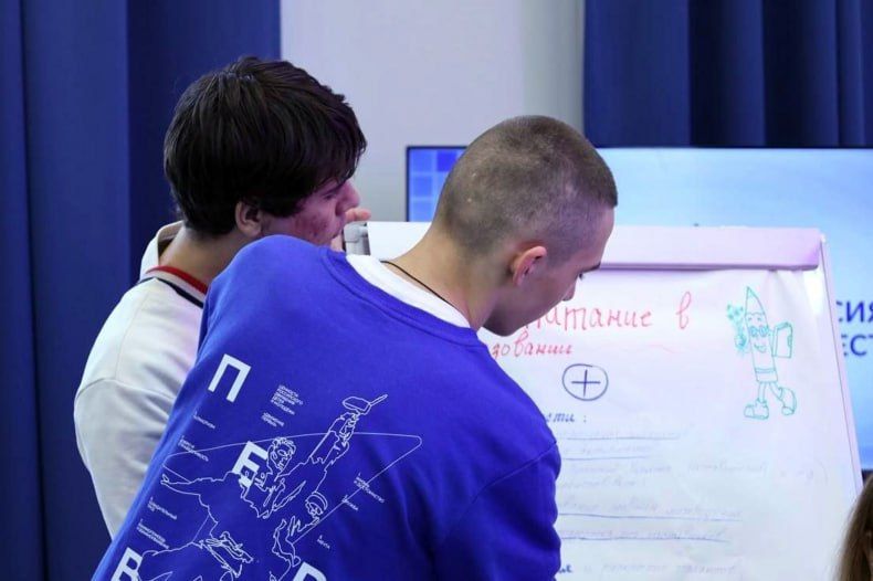 В республиканском центре «Пионер» кипела настоящая работа! В республиканском центре «Пионер» кипела настоящая работа!