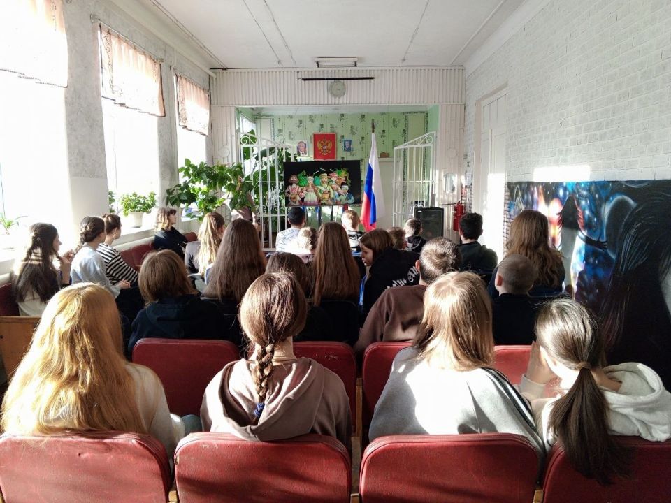 В Нагольно - Тарасовском Доме культуры состоялось мероприятие, приуроченное Году единства народов России В Нагольно - Тарасовском Доме культуры состоялось мероприятие, приуроченное Году единства народов России