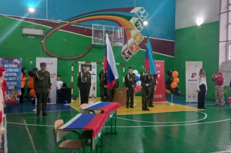 Всероссийский проект «Парта героя» реализован в Свердловской СШ №9 Всероссийский проект «Парта героя» реализован в Свердловской СШ №9