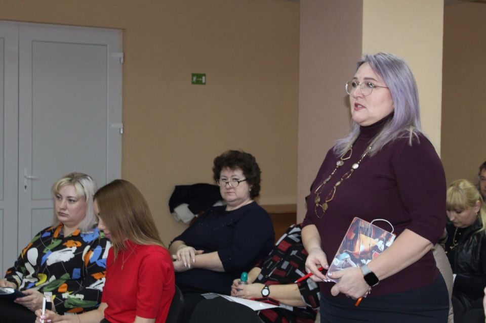 Виталий Коваленко: Сегодня заместитель Главы администрации Наталья Добрицкая провела аппаратное совещание с начальниками структурных подразделений администрации, руководителями предприятий, учреждений и организаций округа Виталий Коваленко: Сегодня заместитель Главы администрации Наталья Добрицкая провела аппаратное совещание с начальниками структурных подразделений администрации, руководителями предприятий, учреждений и организаций округа